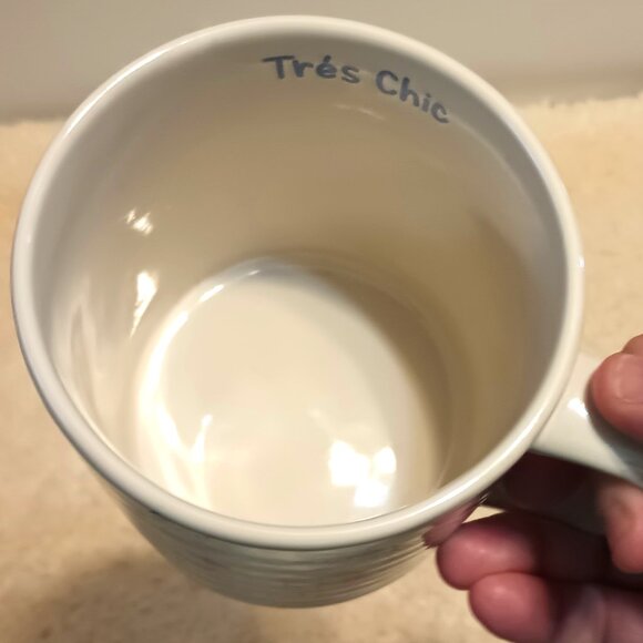 NWT~Fig & Fern Dogs Accessorized in Paris Fashion Looking "Tres Chic" 20 oz. Mug - Picture 2 of 8